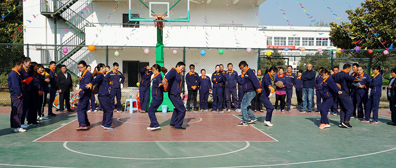 DSC08785_conew1.jpg